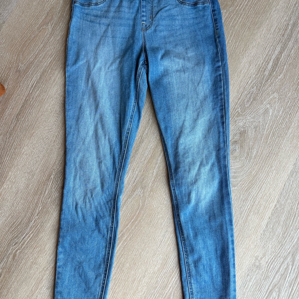 Old Navy Mid-Rise Rockstar Super Skinny Jeggings Size 6 Light Blue